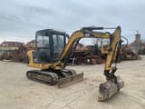 Mini Excavadora Caterpillar 302.5 2000