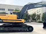 2025 Hyundai HX220L Crawler Excavator