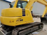 Escavatore cingolato Komatsu 60 del 2023