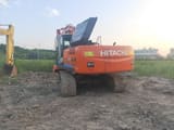 Hitachi ZX210 Crawler Excavator