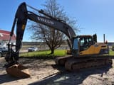 2014 Volvo EC220DL Crawler Excavator