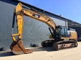 2017 Caterpillar 352F Crawler Excavator