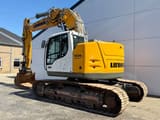 Liebherr R926LC Compact - Hammer Lines / Quick Coupler (2015)