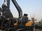 2025 Hyundai 220 Crawler Excavator