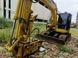 Komatsu PC128US