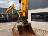 2018 JCB 220X Crawler Excavator