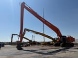 Hitachi ZX670 Crawler Excavator