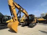 2016 Caterpillar 320D2 Crawler Excavator