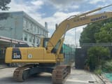 2016 Komatsu PC220-8 Crawler Excavator