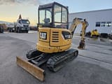 2015 Caterpillar 302.7DCR Mini Excavator