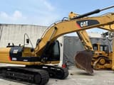 2016 Caterpillar 320D2 Kettenbagger