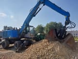 2017 Fuchs MHL320 Material Handler