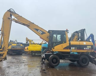 2005 Caterpillar M322C Material Handler