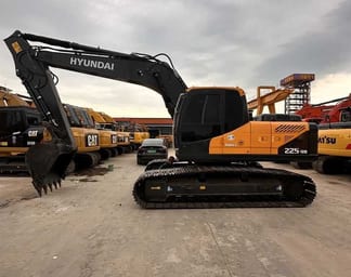 2022 Hyundai R225LC-9S Crawler Excavator
