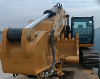2025 Caterpillar 323D3 Crawler Excavator