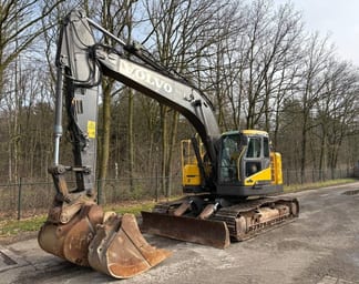 2015 Volvo ECR235DL Crawler Excavator