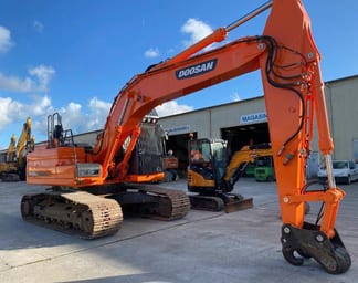 2017 Doosan DX225LC Crawler Excavator