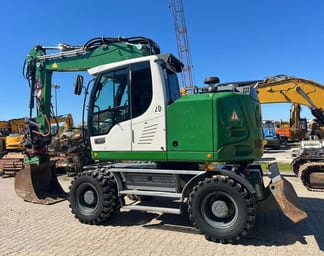 2017 Liebherr A914 Wheel Excavator