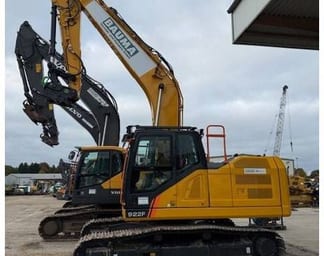 2025 LiuGong 922F Crawler Excavator
