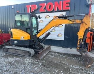 2016 Bobcat E35 Mini Excavator