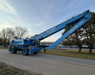 2000 Terex MHL360 Material Handler