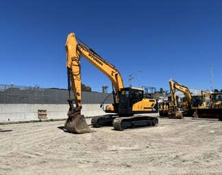 2019 Hyundai HX220L Crawler Excavator