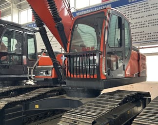 2024 Doosan 225LCA Crawler Excavator