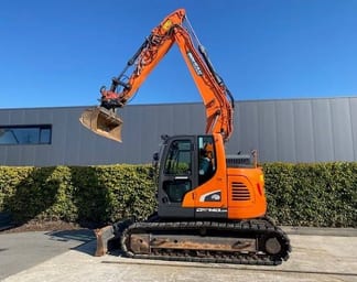 2020 Doosan DX140LCR-5 Crawler Excavator