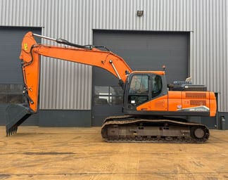 2022 Doosan DX225LC-7 Crawler Excavator