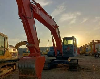 Hitachi ZX210 Crawler Excavator