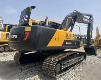 2021 Volvo EC240 Crawler Excavator