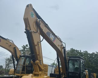 2023 Caterpillar 320D Crawler Excavator