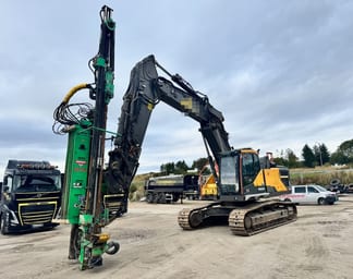 2019 Volvo EC300EL Crawler Excavator