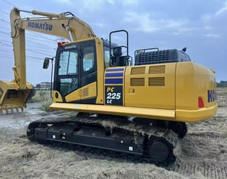 2025 Komatsu PC225LC-11MO Crawler Excavator