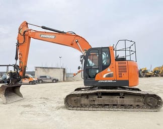 2015 Doosan DX235LCR-5 Crawler Excavator