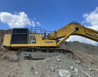 Komatsu PC800 Crawler Excavator