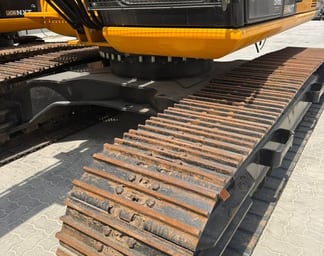 2025 JCB 225 Crawler Excavator