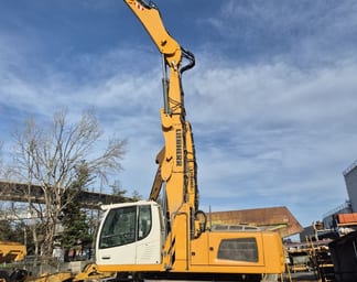 2015 Liebherr LH30 M Material Handler