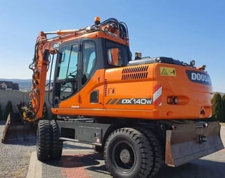 Doosan DX140W Wheel Excavator