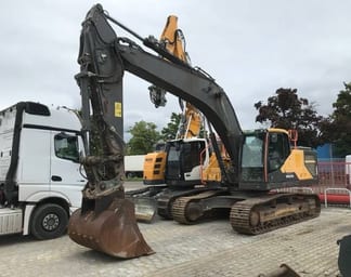2016 Volvo EC300E Crawler Excavator