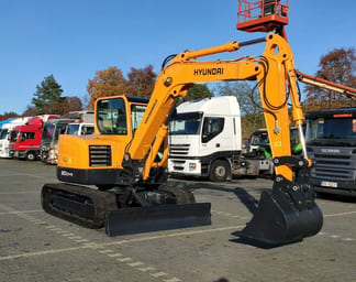 2013 Hyundai R80CR-9 Crawler Excavator