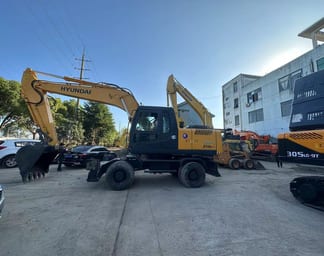 2022 Hyundai R210W-7 Wheel Excavator