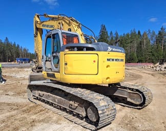2009 New Holland E235BSR-2 Crawler Excavator