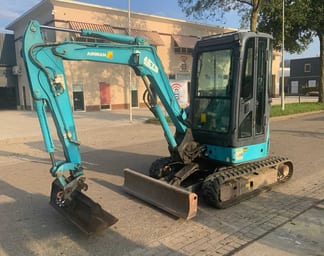 2007 Airman AX30U-4 Mini Excavator