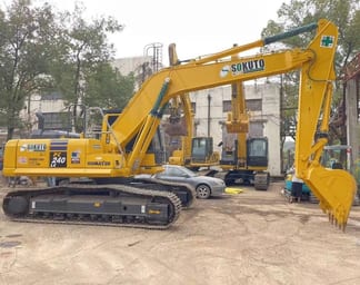 2023 Komatsu PC240-8 Crawler Excavator