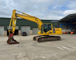 2022 Komatsu PC210LC-11 Crawler Excavator