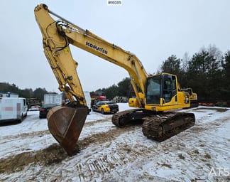 2011 Komatsu PC210LC-8 Crawler Excavator
