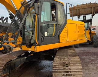 2019 JCB JS220XL