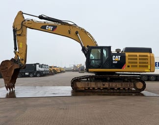 2019 Caterpillar 352F Crawler Excavator