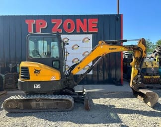 2016 Bobcat E35 Mini Excavator